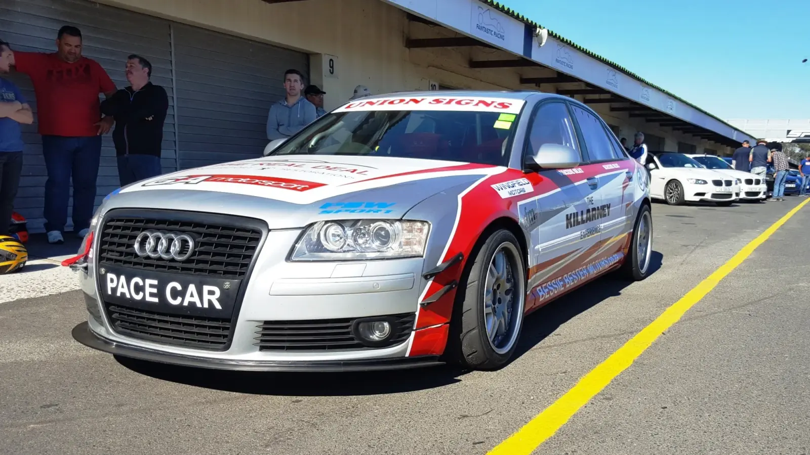 Killarney Experience – Audi A8 Transporter driven