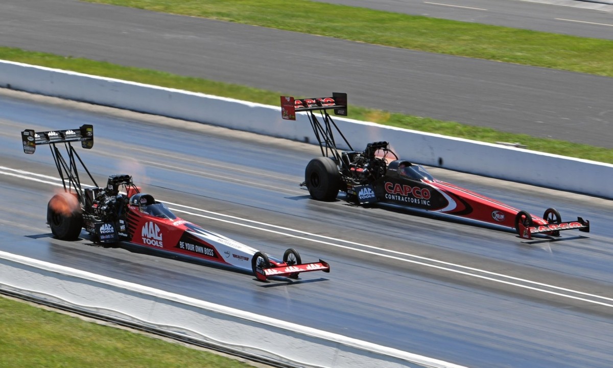 Drag racing facts outlines physicsbending Top Fuel racers
