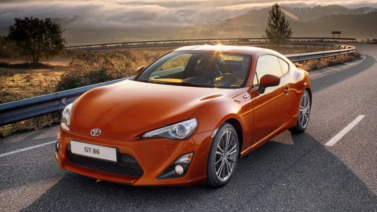 Toyota 86 High 6MT (2012)
