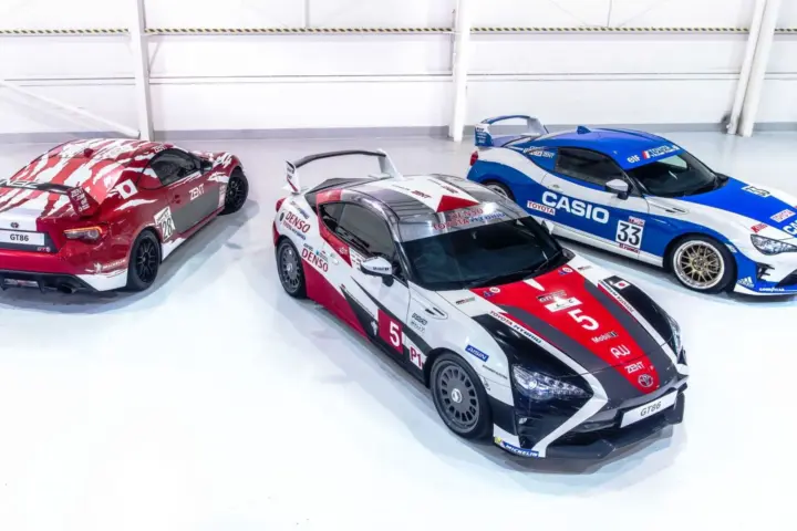 Toyota 86s in Le Mans Livery [w/video]