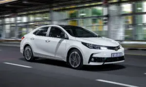Toyota Corolla 1.6 Prestige (2014)