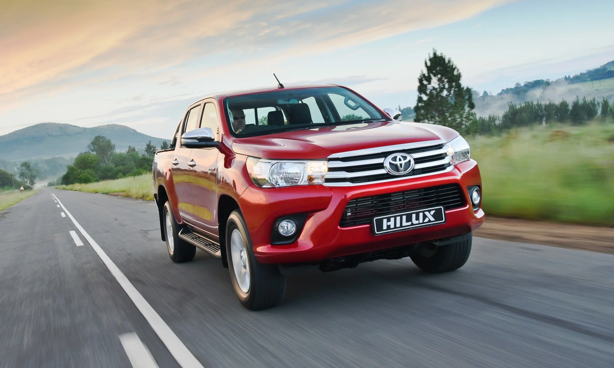 Toyota Hilux 2.8 GD-6 4×4 AT Double Cab Raider