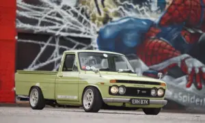 Toyota Hilux Drift Truck [video]