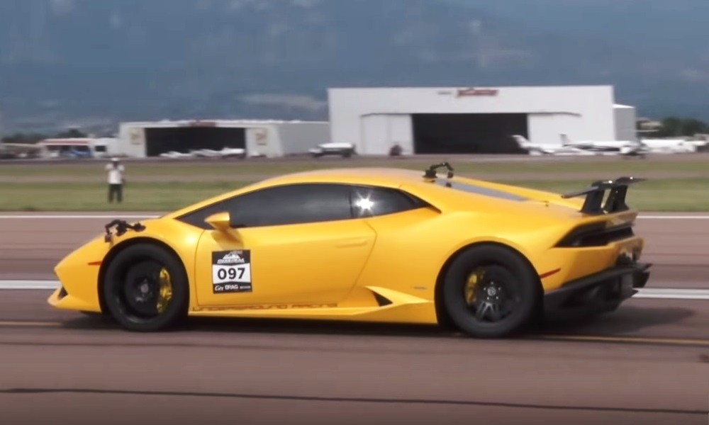 Watch a Twin-turbocharged Lamborghini Huracan hit 418 km/h