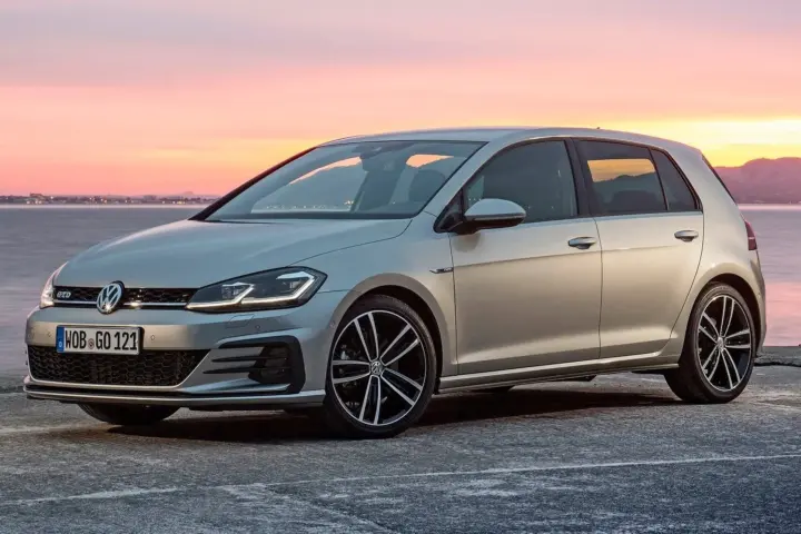 VW Golf VII GTD DSG (2017)