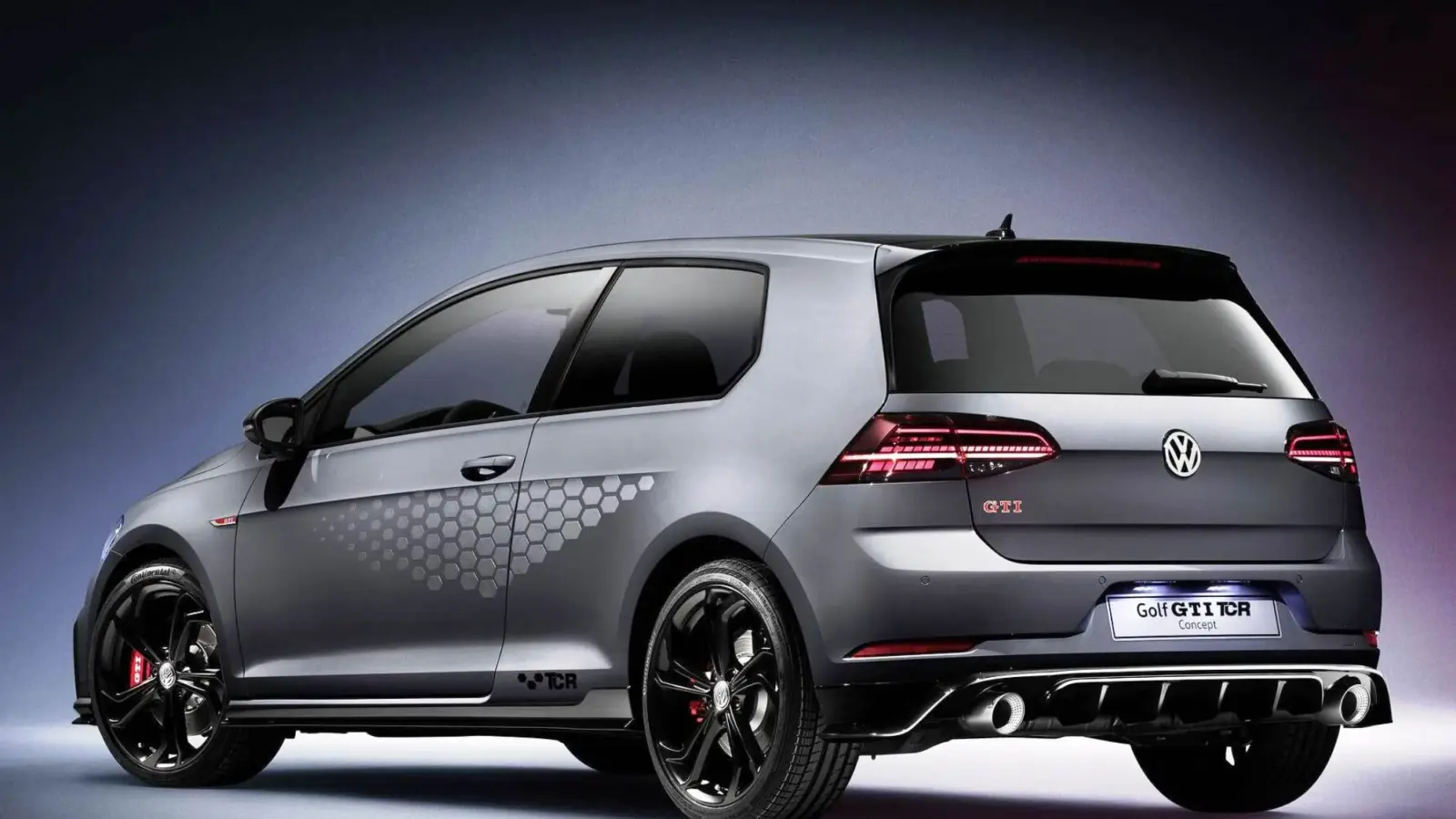 VW Golf GTI TCR breaks cover