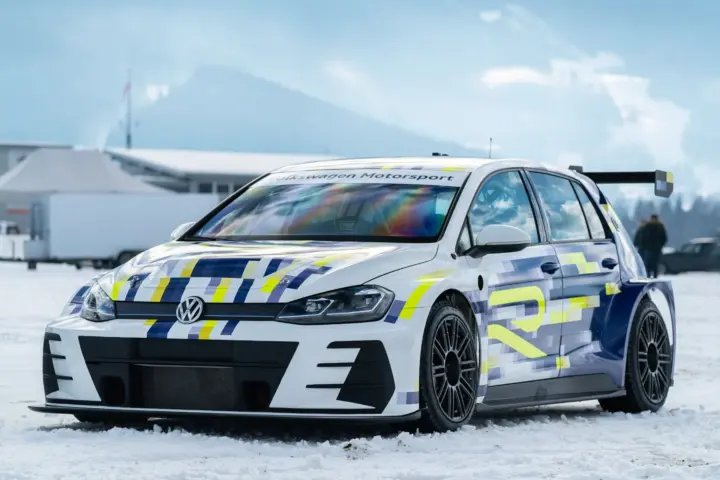 VW Golf eR1 Could Be Future Performance Halo