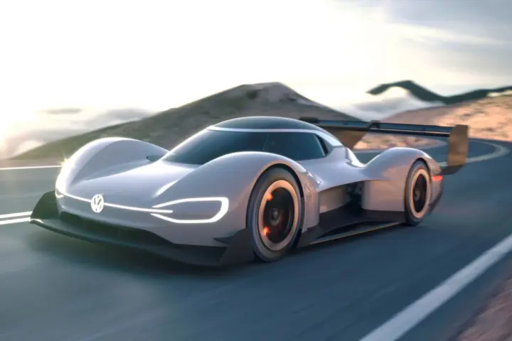 Volkswagen returns to Pike’s Peak Hillclimb [w/video]
