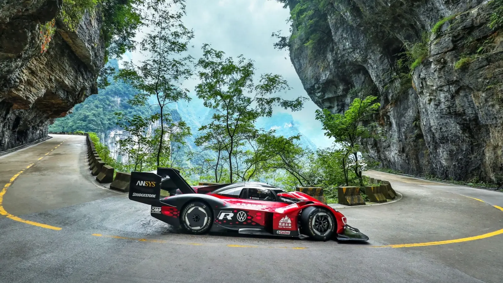 VW ID.R Conquers Tianmen [w/video]
