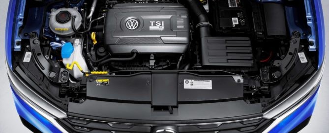 Volkswagen T-Roc R engine