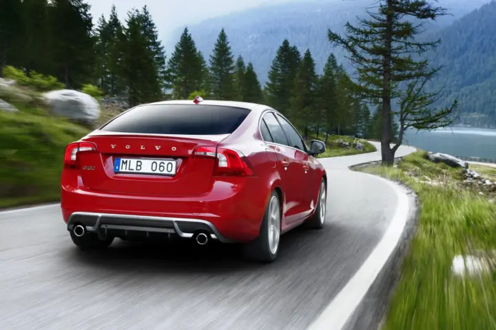 Volvo S60 D5 R Design Geartronic Polestar (2014)