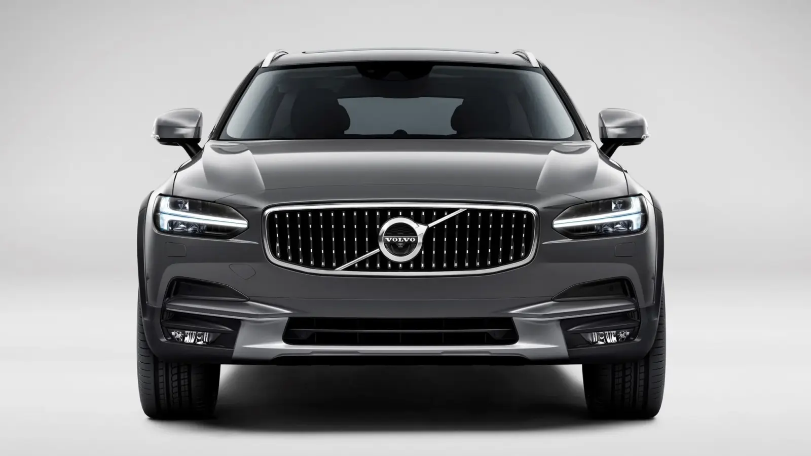 Volvo V90 Cross Country – the anti-SUV
