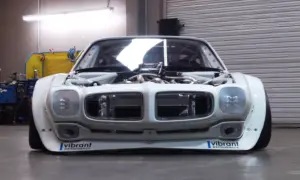 10 000 r/min Widebody Trans Am [video]